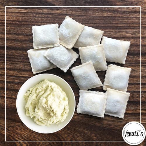 RAVIOLI DE RICOTTA Y AJOPORRO